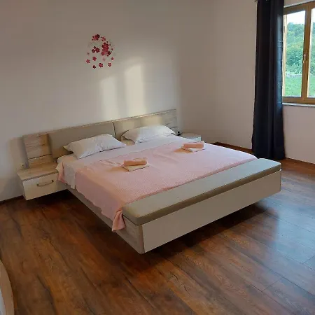 Apartment Apartman Baksa Kanfanar