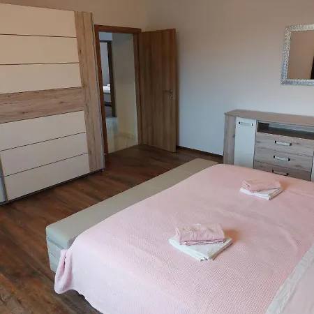 Apartman Baksa Apartment